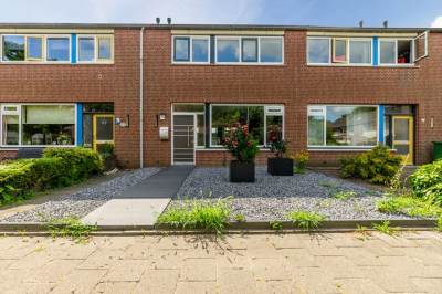 Woning van Hogendorpstraat 72 Rijen