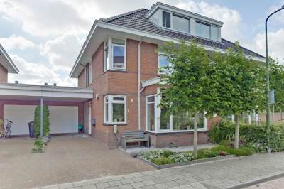 Woning Oranjestein 3 Bleiswijk