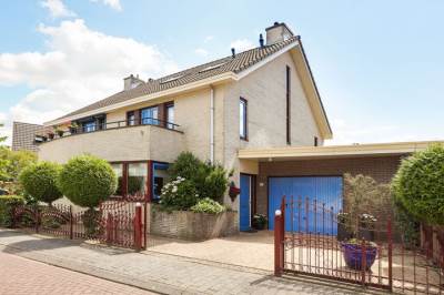 Woning Magneetveld 42 Almere