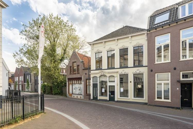 Woning 5 Mei plein 6 en 7 Wageningen
