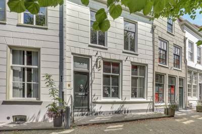 Woning Elfhuizen 11 Geertruidenberg