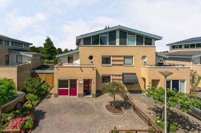 Woning Marie van Regteren Altenastraat 25 Spijkenisse