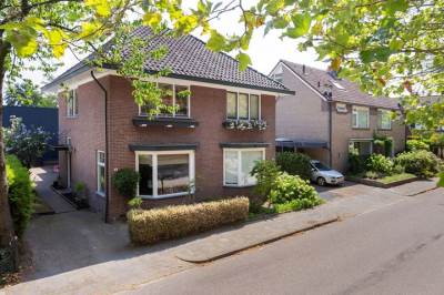 Woning Bloemheuvellaan 8 Apeldoorn