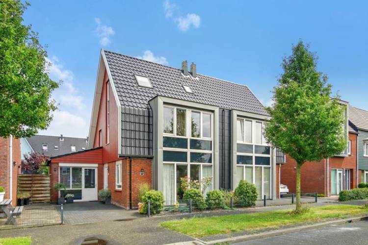 Woning Inlaagdijk 67 Zwaag