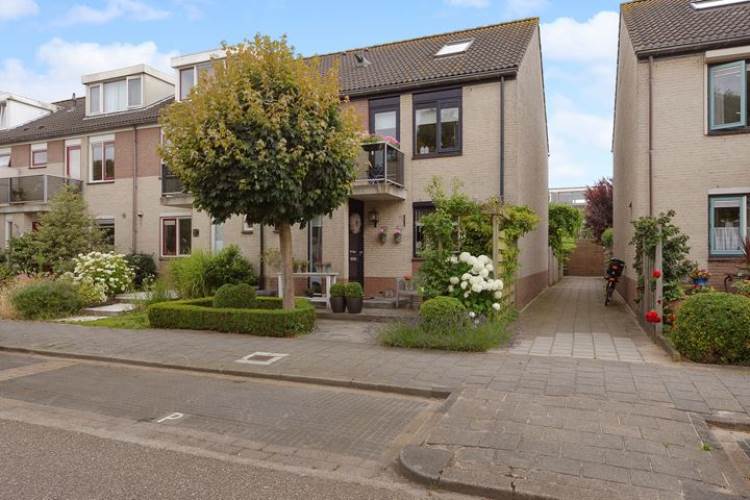 Woning Miep Gieslaan 16 Pijnacker