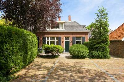 Woning Kerkplein 14 Geesteren (GE)