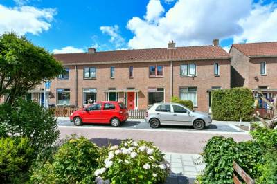 Woning Jan Hendrik op den Veldestraat 24 Zaandam