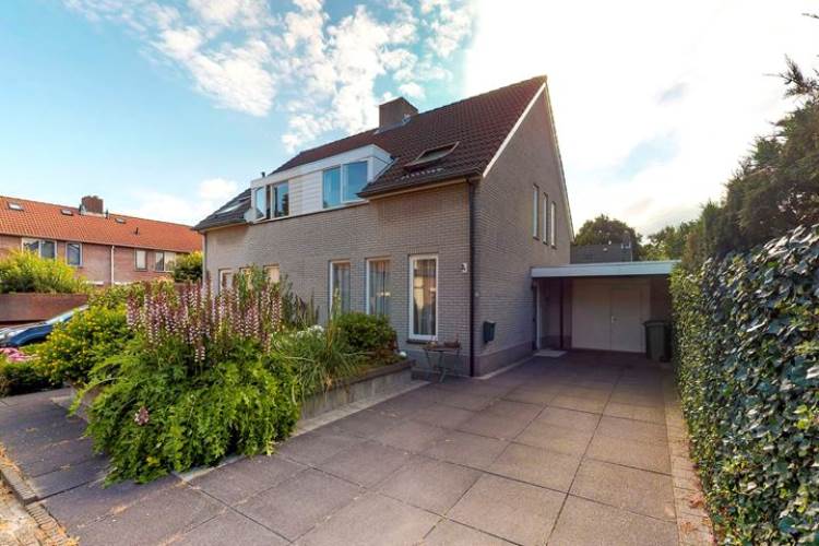 Woning Blokvang 3 Raamsdonksveer