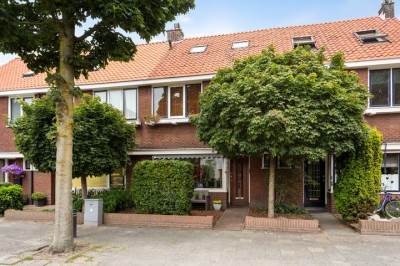 Woning Pastoor Oomenstraat 19 Rijen