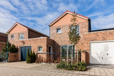 Woning Varenmos 28 Houten