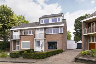 Woning Larikslaan 46 Rhenen