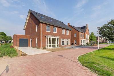 Woning Adriaanstraat 2 Haaften
