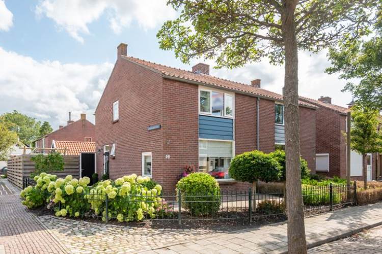 Woning Ambachtsstraat 50 's-Gravenpolder