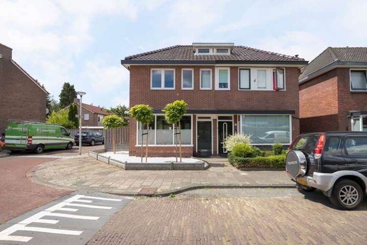 Woning Dr. Van Hoekstraat 55 Enschede