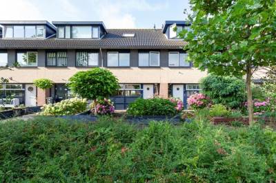 Woning Adelaarsvaren 115 Bergschenhoek