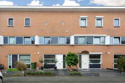 Woning Rhienderstein 27 Nieuw-Vennep