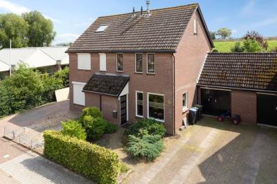 Woning J R Zeemanstraat 6 IJzendoorn