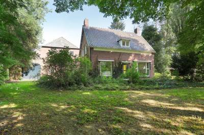 Woning Kanaal B NZ 42 Emmer-Compascuum