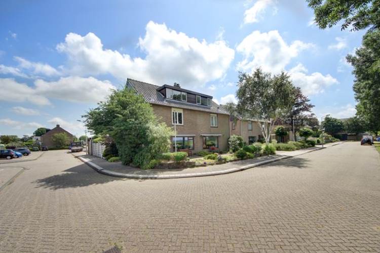 Woning Koppesvenstraat 1 Uitgeest