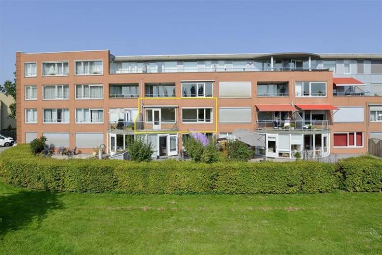 Woning Dijkgraaf 110 Ouderkerk aan de Amstel