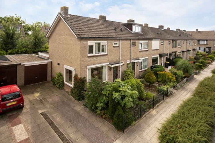 Woning Banckertstraat 15 Oud-Beijerland