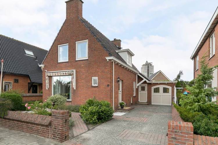 Woning Emmastraat 82 Monster