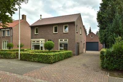 Woning Oranjestraat 30 Oost West en Middelbeers
