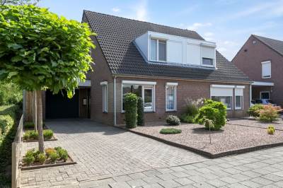 Woning Ambachtsingel 32 Roermond
