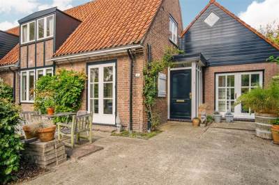 Woning Berkenlaan 1 Aalsmeer