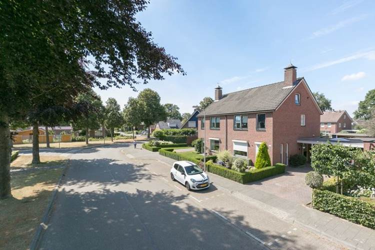 Woning Braakmansdijk 161a Rijssen