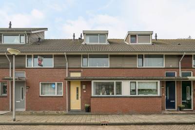 Woning Harriet Beecher-Stowestraat 18 Spijkenisse