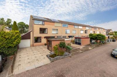 Woning Klaproosstraat 2 Klaaswaal