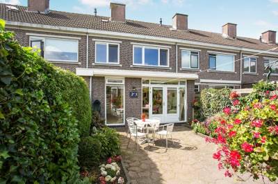 Woning Prof ten Doesschatestraat 63 Heemskerk