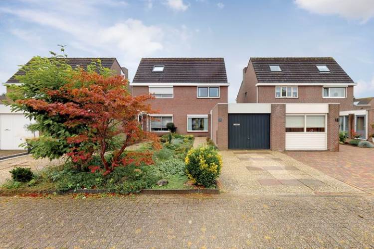 Woning Benraatshoef 15 Raamsdonksveer