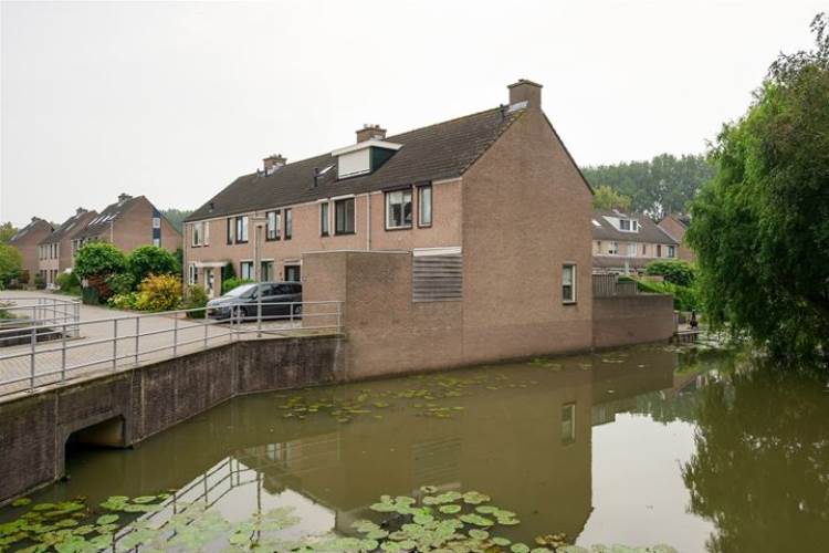 Woning Henriëtte Roland Holst-erf 211 Dordrecht