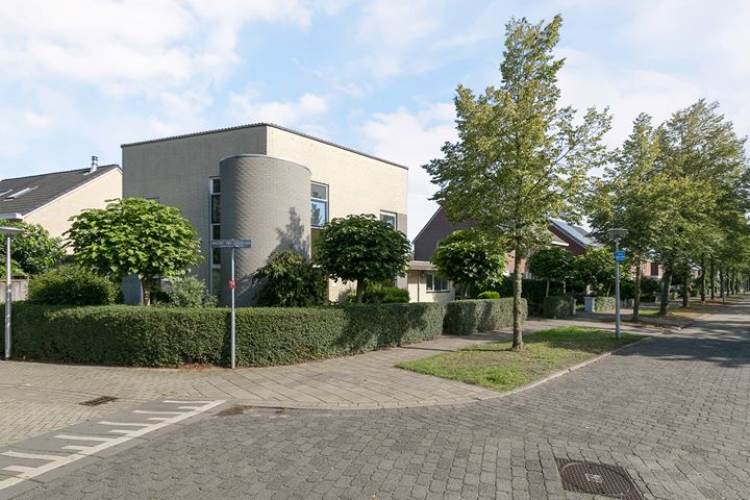 Woning Thérèse Schwartzelaan 1 Enschede