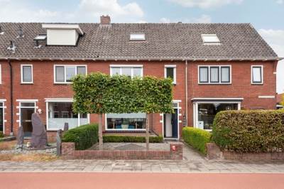 Woning Mr. P.J. Troelstrastraat 61 Hengelo (OV)