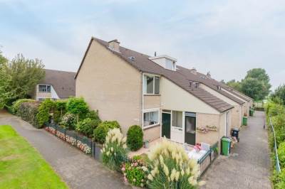 Woning Cornelis Kempenaarlaan 71 Woubrugge