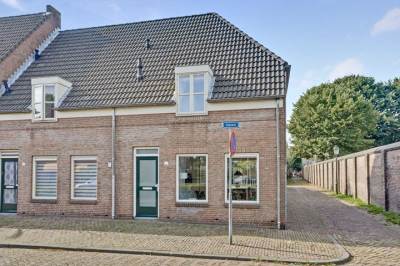 Woning Haven 52 Geertruidenberg