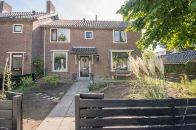 Woning Margrietstraat 43 Hendrik-Ido-Ambacht