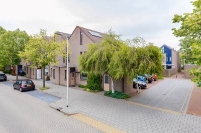 Woning Elzekrulzoom 89 Alphen aan den Rijn