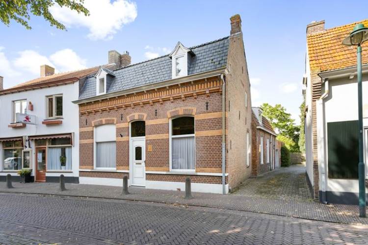 Woning Heuvelstraat 10 Alphen (NB)
