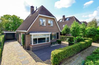Woning Steenakkerstraat 8 Kerk-Avezaath (Gem. Buren)
