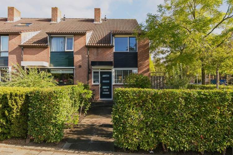 Woning Ring 221 Hendrik-Ido-Ambacht