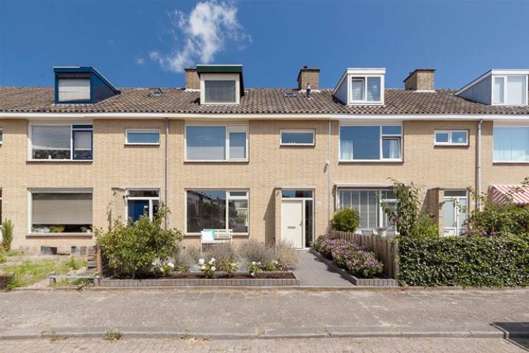 Woning Van de Veldelaan 207 Alkmaar