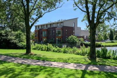 Woning Lessestraat 126 Heemskerk