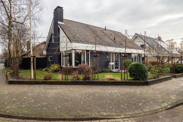 Woning Veertien Hond 1 Tiel