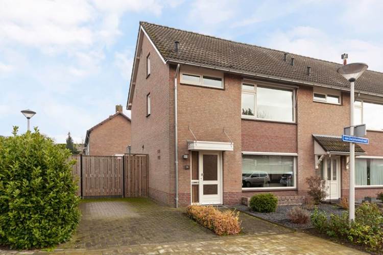 Woning van Duijnhovenstraat 14 Helmond