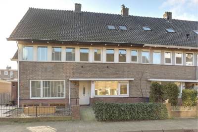 Woning Kastanjelaan 74 Zwanenburg