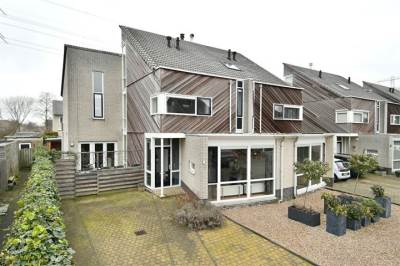 Woning Aardbeienstraat 1 Almere